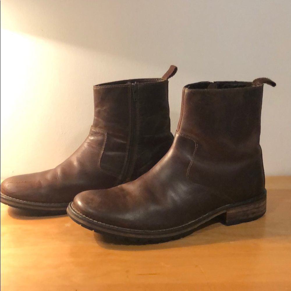Leather boots
